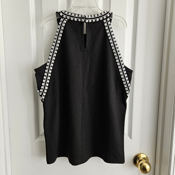 Ann Taylor Embroidered Black White Halter Top XXS - Picture 4 of 5